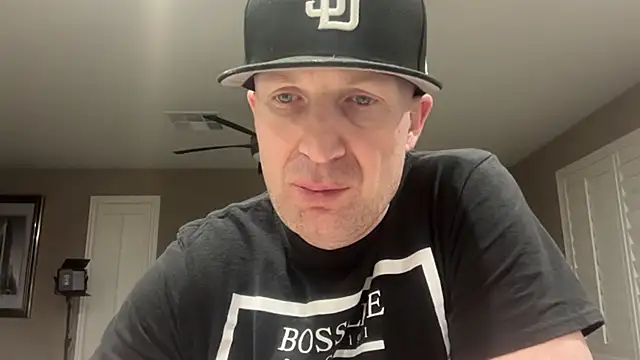 Naughty_Ken_Barbie-69 webcam