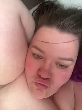 SunnyLeila2101 webcam