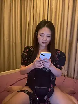 美女Lola666999在线直播