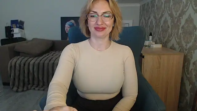 Mallinia live sex cam