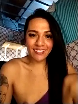 Yourbabyshane webcam