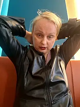 martachatte live sex cam