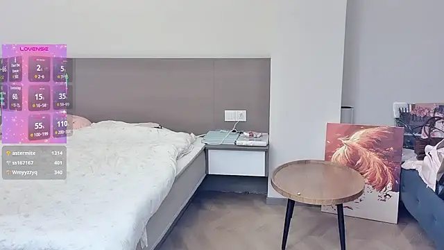 美女-ruoruo-在线直播