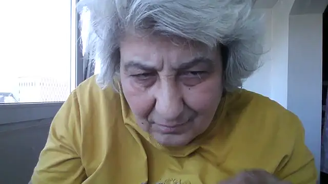 ExquisiteMature - Live Cam