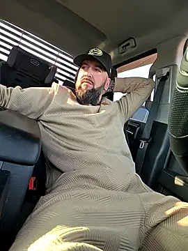 Beardedtattood webcam