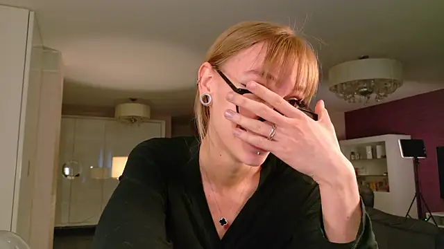 eva_sexxxsirens webcam