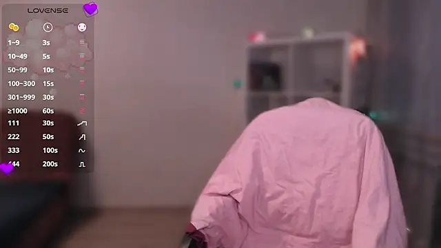 laura_palmerr webcam