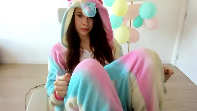 stacyluxxe - Stacyluxxe's free webcam - UK Sex Cams