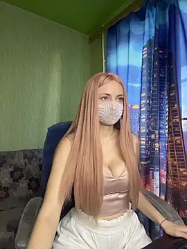 SophieBlackwood webcam