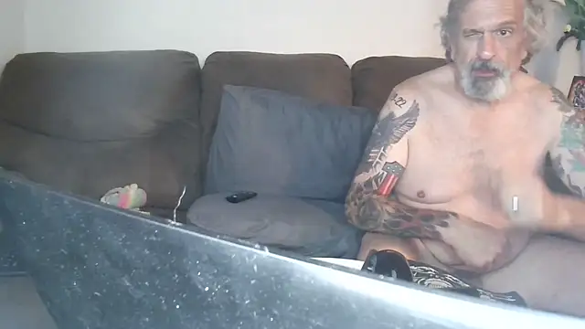 Victoria121565 webcam