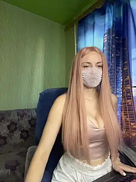 SophieBlackwood webcam