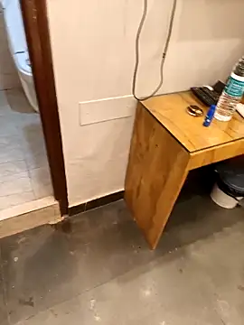 freakingcock27 webcam