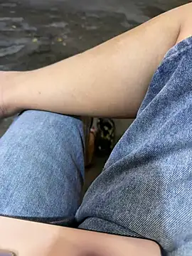 Mores1_Squirt - Live Cam