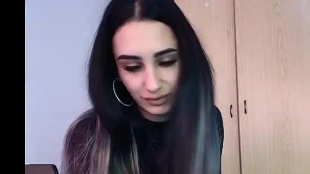 JullyanaRain - Live Cam