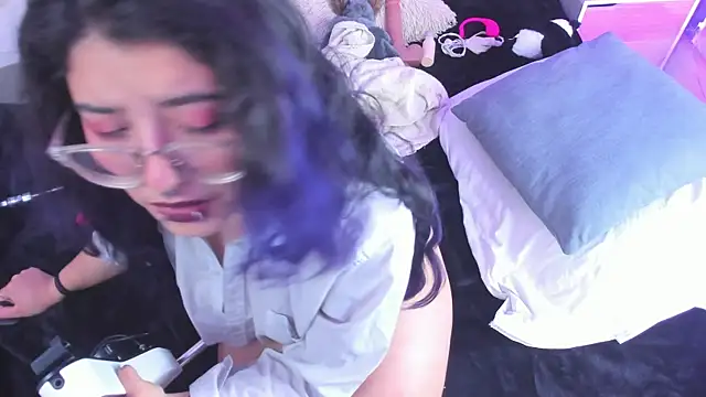 SabrinaV_ - Live Cam