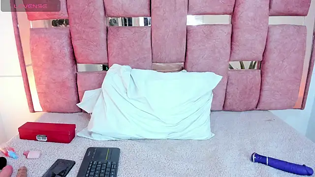 pinky__bunny - Live Cam