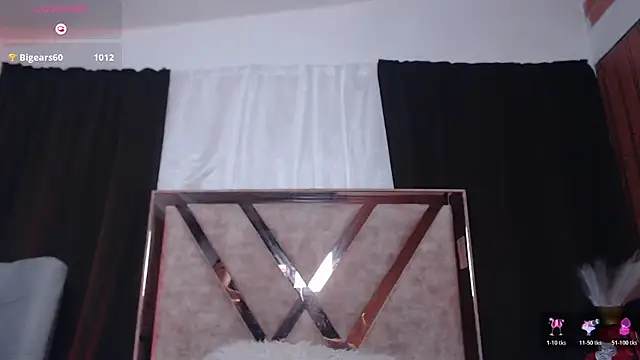 AGATHAA_WHITE webcam