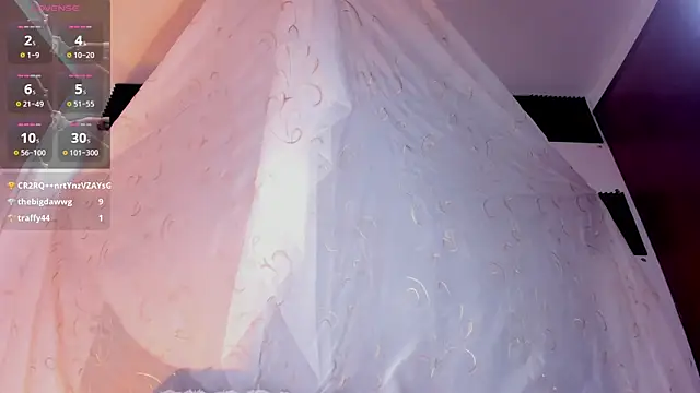 KuraiBi Stripchat cam model