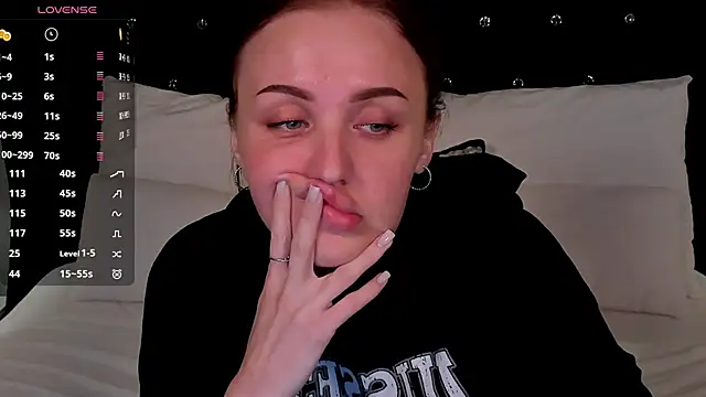 LianaFord - Live Cam