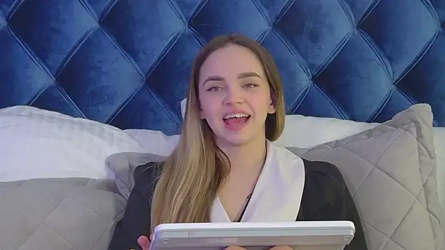 AnitaVenture live sex cam