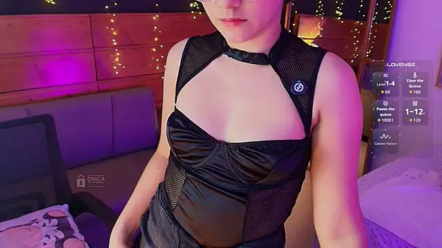 milena_kiitty webcam