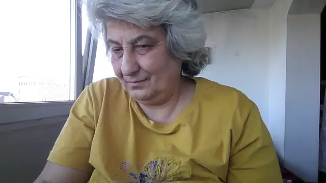 ExquisiteMature webcam