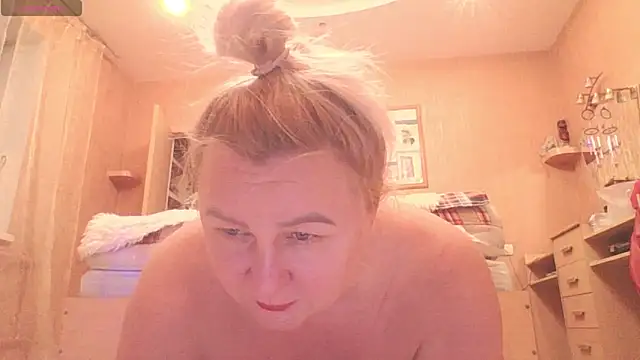 mira_robinsonnn webcam