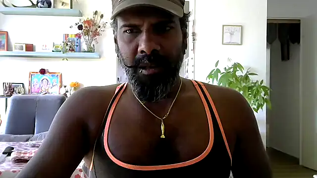 frenchblackc31 - Frenchblackc31's free webcam - UK Sex Cams