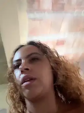 Chloe_Leaozinho webcam