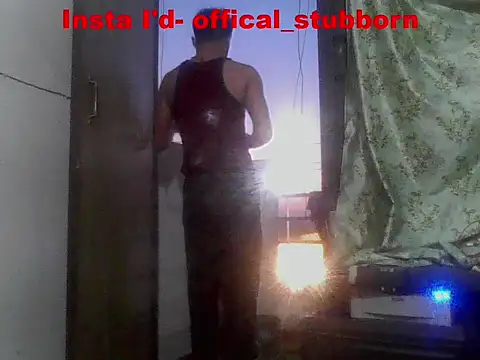 Stubborndesiboy webcam