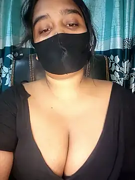 Webcam Model (Aruna-1)  is live.Free join now!