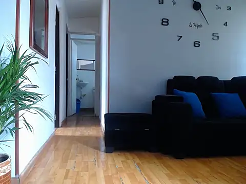 Laura_martin_ webcam