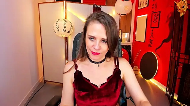 emiliabedy - EmiliaBedy's free webcam - UK Sex Cams