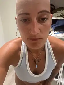 zensorial - Zensorial's free webcam - UK Sex Cams