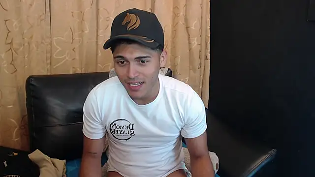Derek_Storm_ webcam
