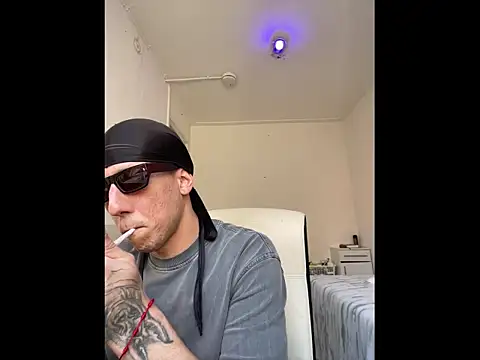 Preview of titannoir