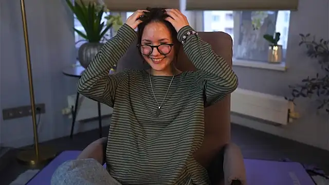 KristyMcgough webcam