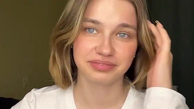 EarthaStinett webcam