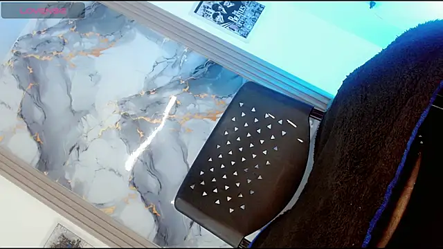 madison_mujica_ webcam