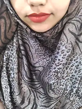 Webcam Model (Miss_Rose__)  is live.Free join now!