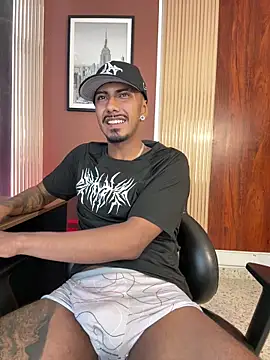 Latinmoster_boss webcam