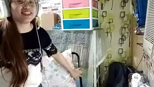 TennieReichow webcam