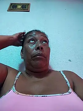 Ruby-Hot-Milf webcam