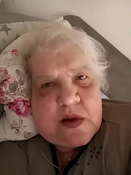 HapinessLovee webcam