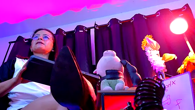 MistressSlut1 webcam