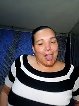 Webcam Model (Zuleyka_69) is live