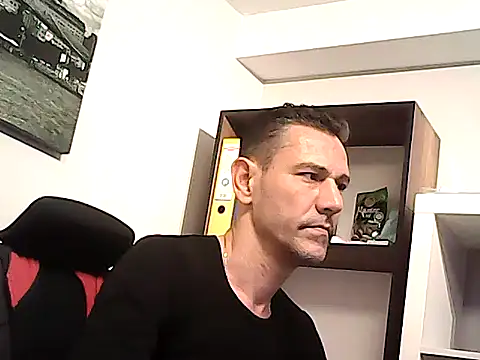 mastercharisma35 webcam