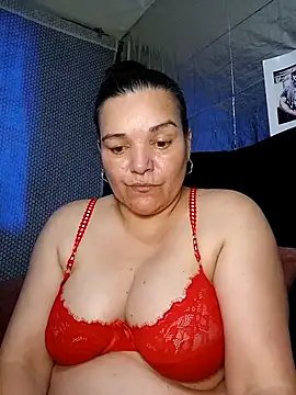 Webcam Model (Zuleyka_69)  is live.Free join now!