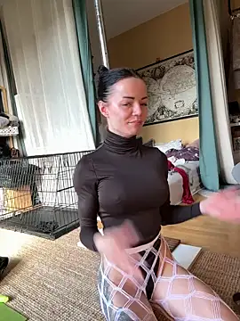 Webcam Model (SkinnyLilly)  is live.Free join now!