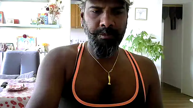 frenchblackc31 webcam